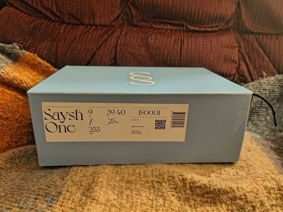 Brand new, worn To Try On Saysh One women’s lifestyle and running sneakers i