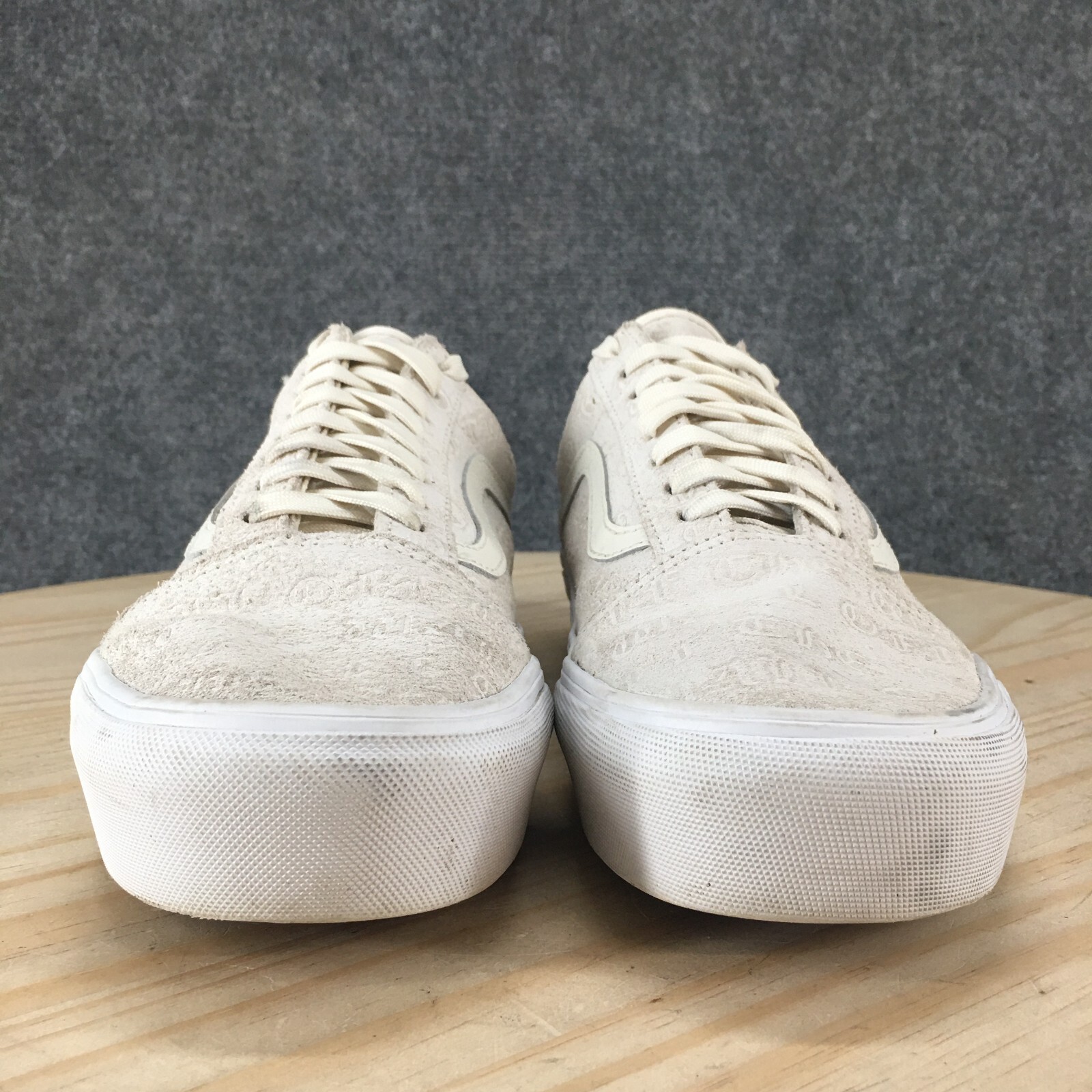 Vans Shoes Womens 10 Mens 8.5 Deboss Old Skool Sneakers Beige Lace Up Low 721356