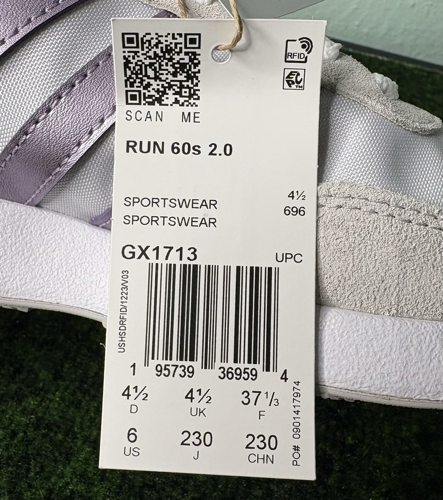US Women’s 6/Youth 5 – Adidas Run 60s 2.0 “Chalk Silver Metallic” GX1713