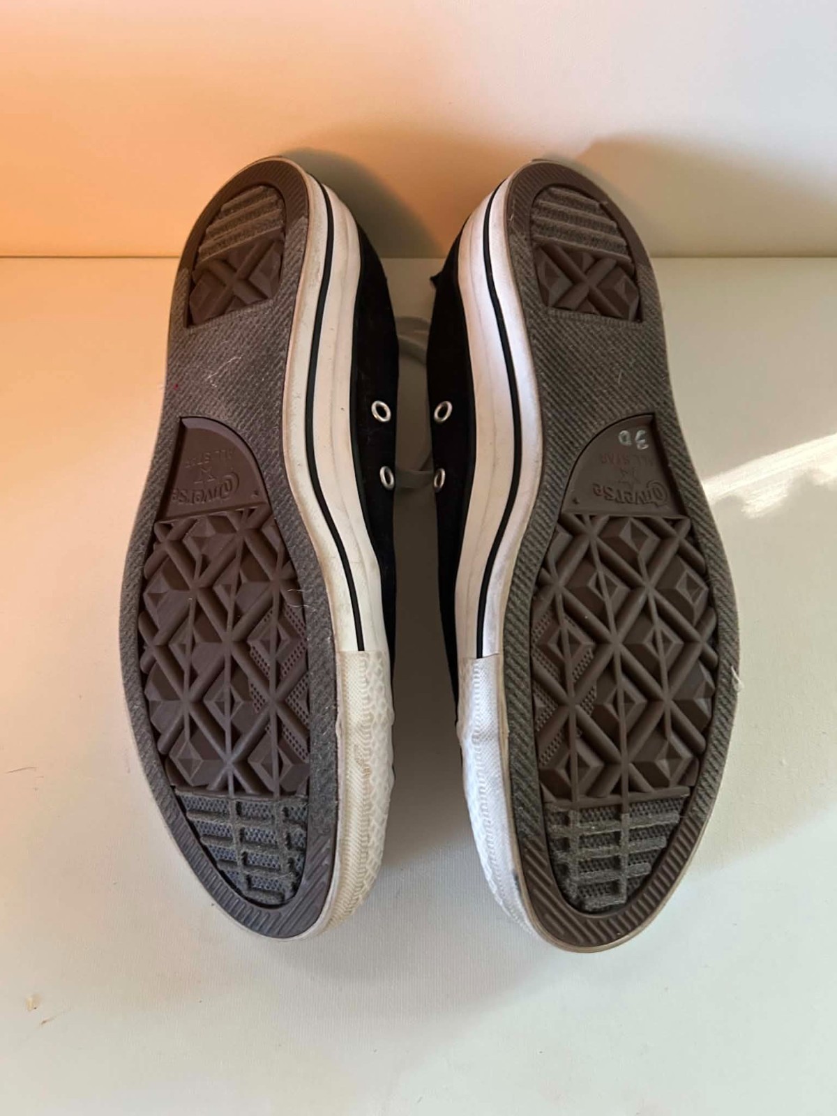 Converse All Star Chuck Taylor Women’s Size 10 Shoes Black White Low Top Sneaker