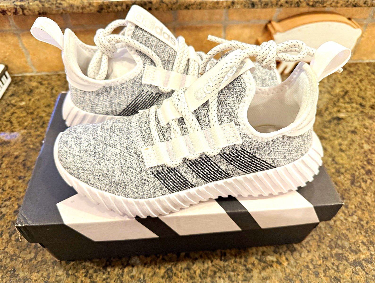 adidas Kaptir Flow Women’s Running Sneaker Low Top Lace-Up Gray White ID6640
