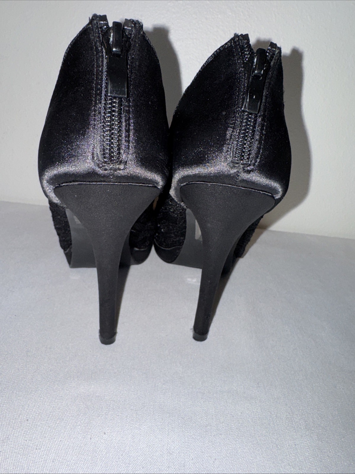DAVID’S BRIDAL Lace High Heel Shootie with Crystals Sz 10 Black stiletto AYAEL 9