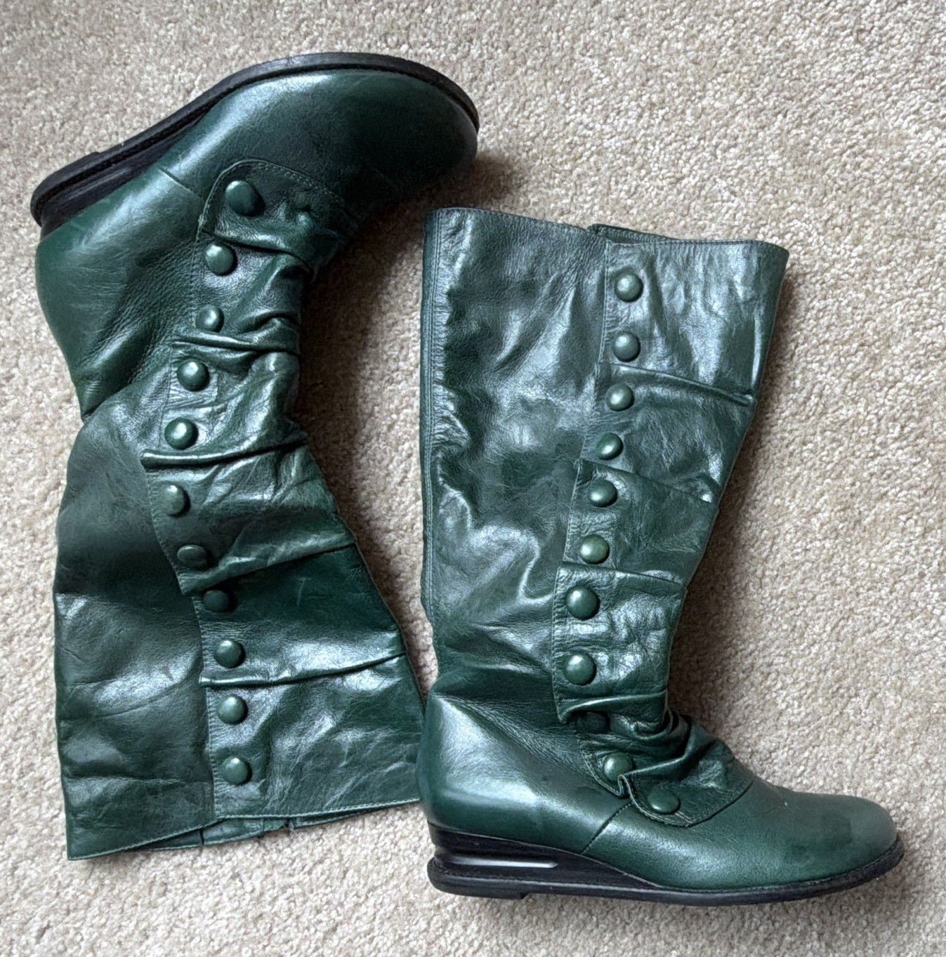 Miz Mooz Women’s Green Leather Knee High RARE Boots RoundToe Zip Button US 10