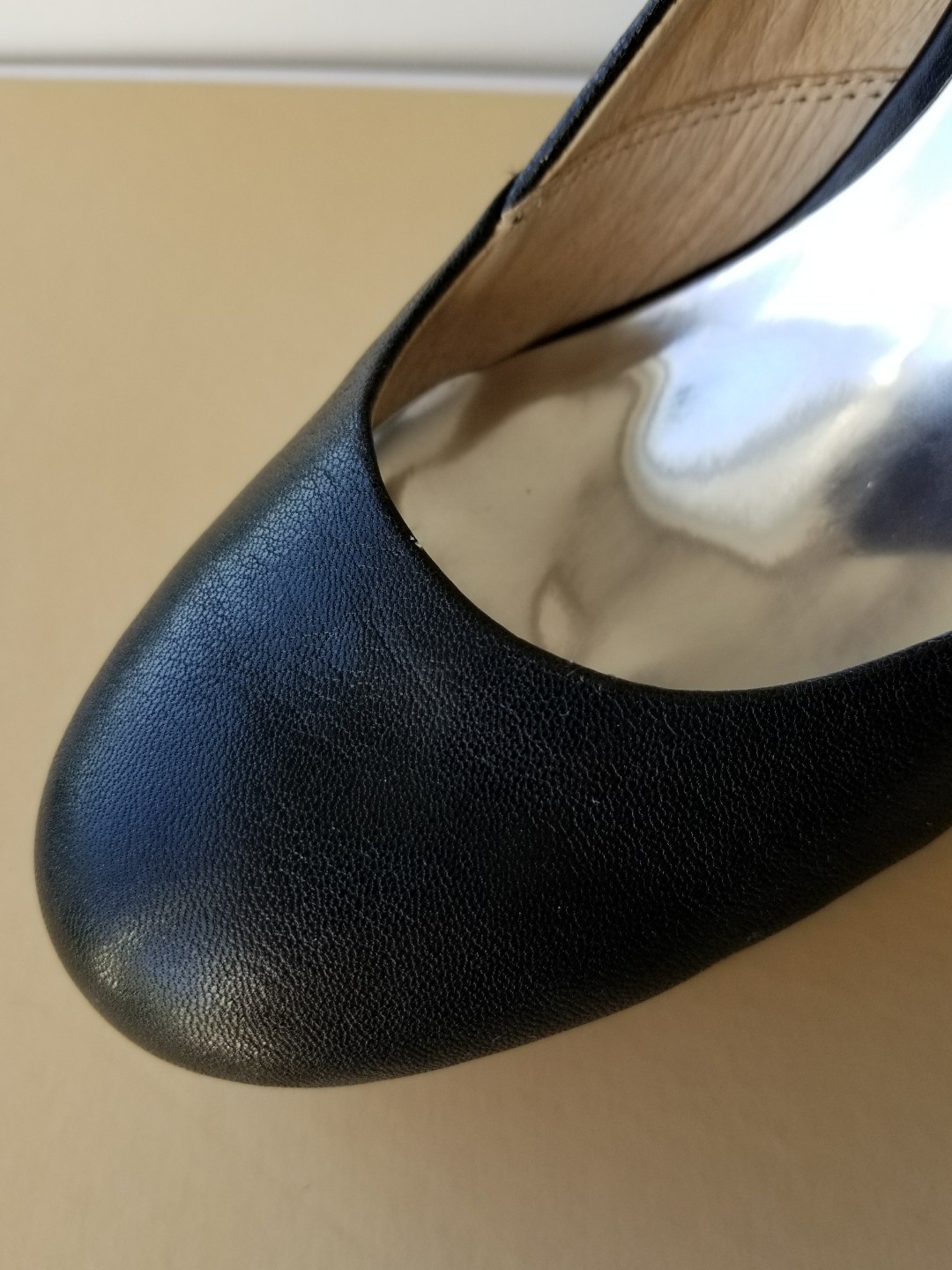 Michael KORS MK BELINDA SILVER LOGO PLATE ROUND TOE PUMPS US 10 I LOVE SHOES