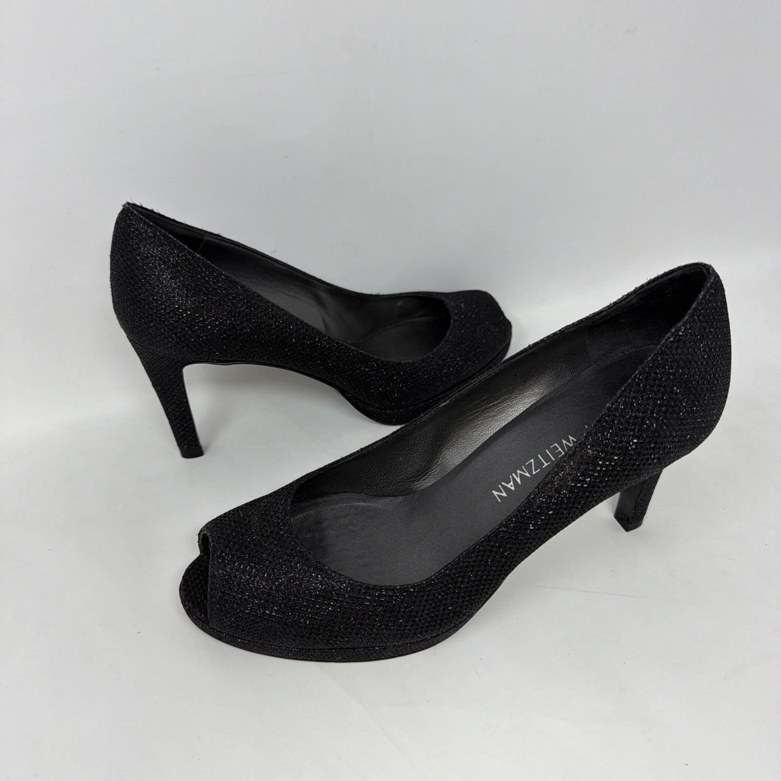 Stuart Weitzman Black Textured Open Peep Toe Heels Shoes 6 Wide W Leather Sole