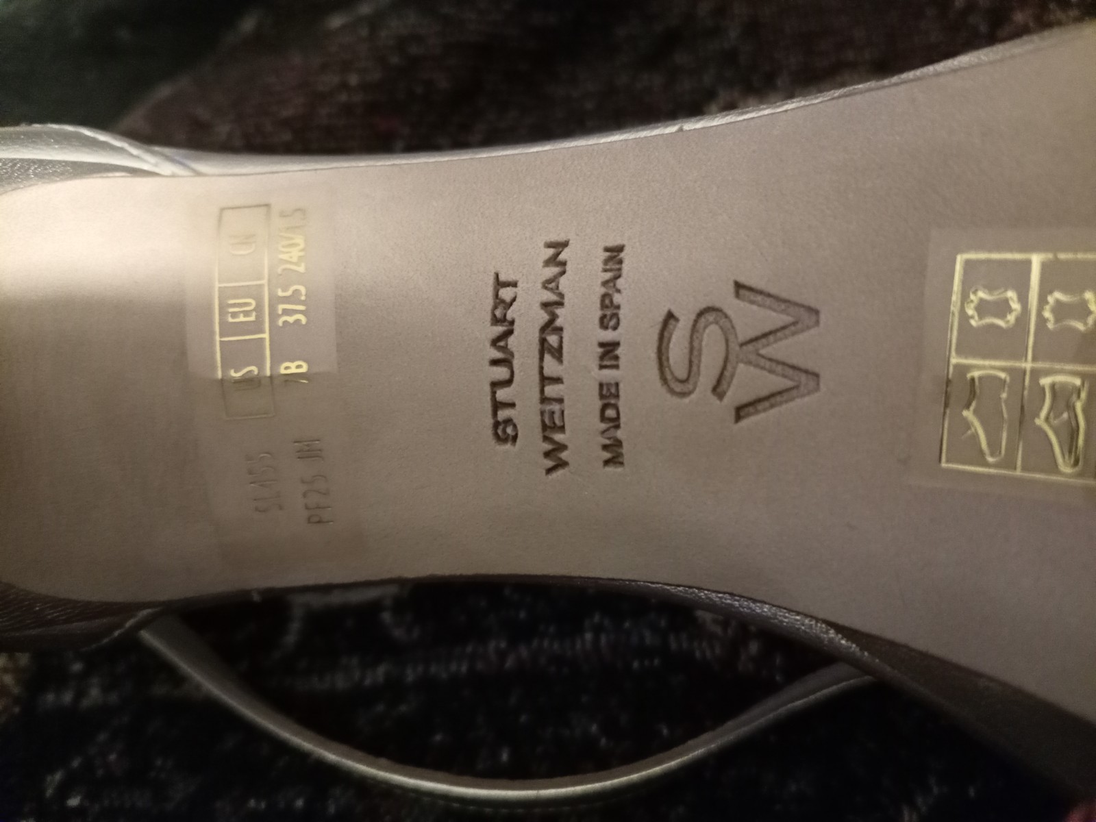 Stuart Weitzman Gold Leather Strappy Open Toe Ankle Strap Buckle Heel 7