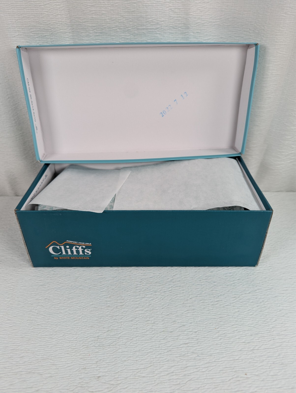 Cliffs by White Mountain – Gainful – Loafer / Flat – Navy Suedette – Size: 6W