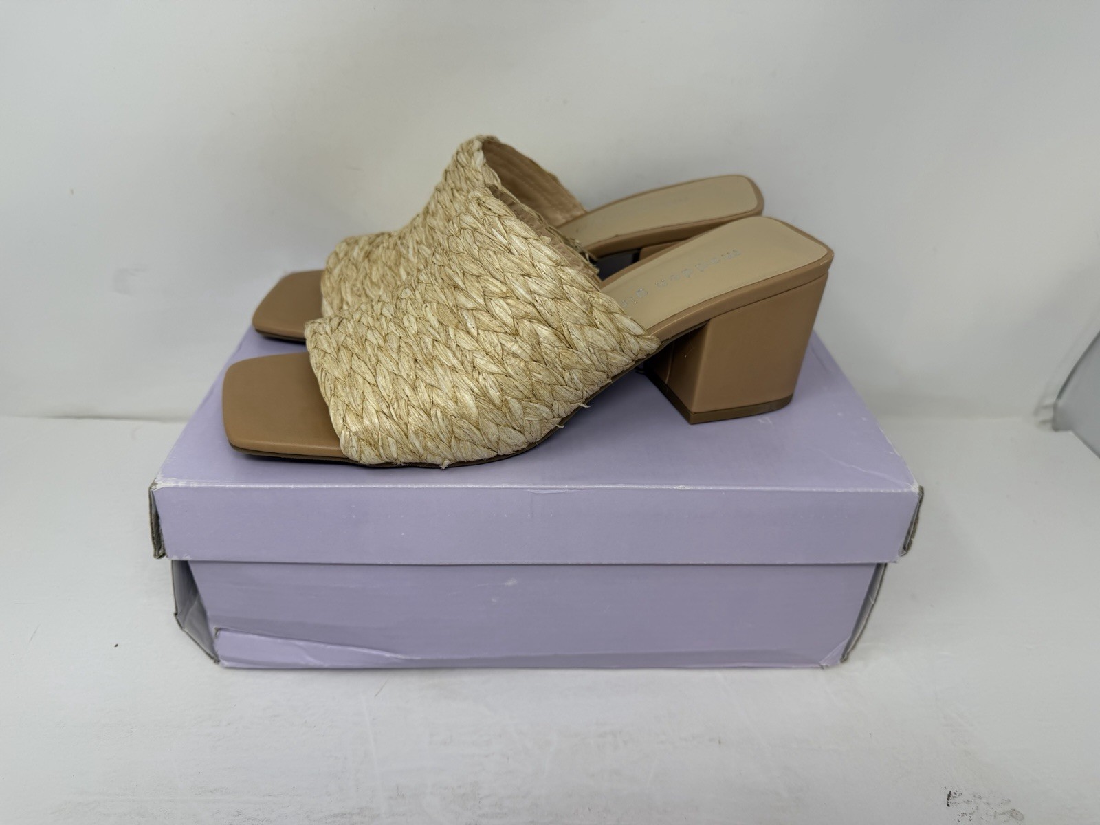 Madden Girl Women’s TAZ | Natural Raffia 2.75” Block Heel Sandal | Size 7.5