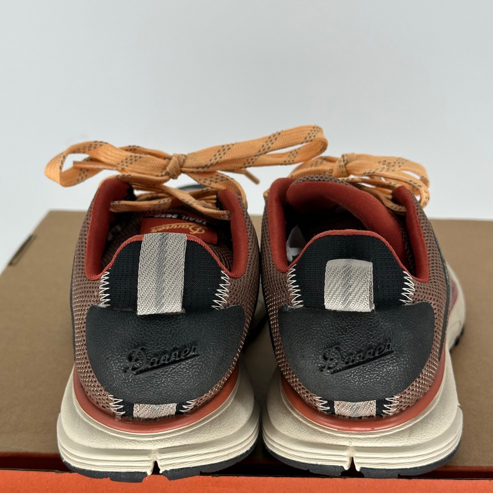 Danner Trail 2650 Desert Taupe Picante Vibram Hiking Sneaker Women’s 7 M $190