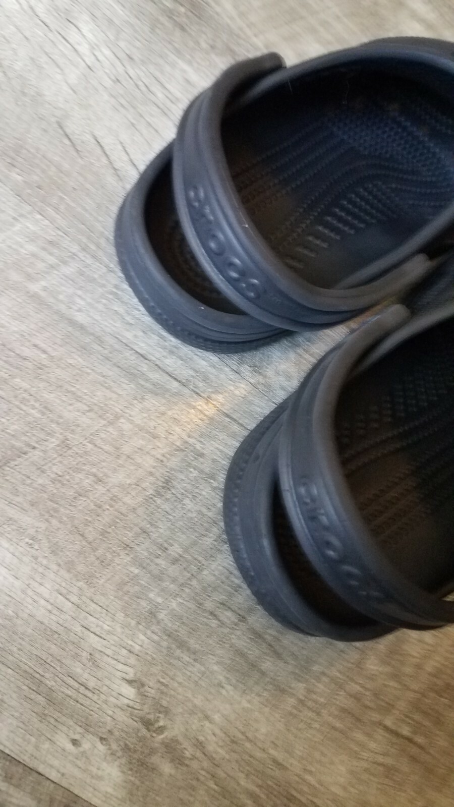 Crocs Black Mens 4 WOMENS 6 Slip On Classic Clogs