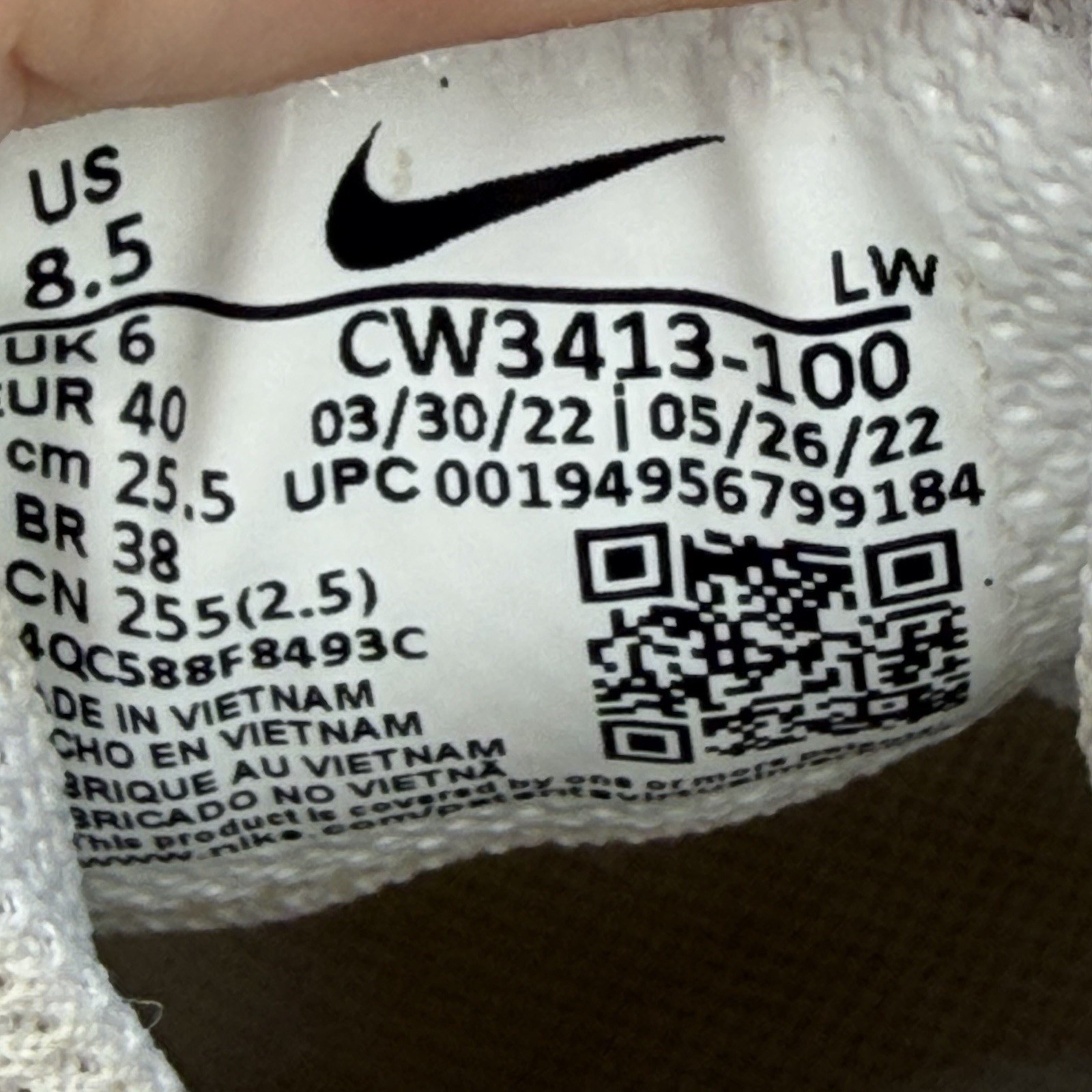 Size 8.5 Nike Womens Downshifter 11 White/silver Running Sneakers Shoes
