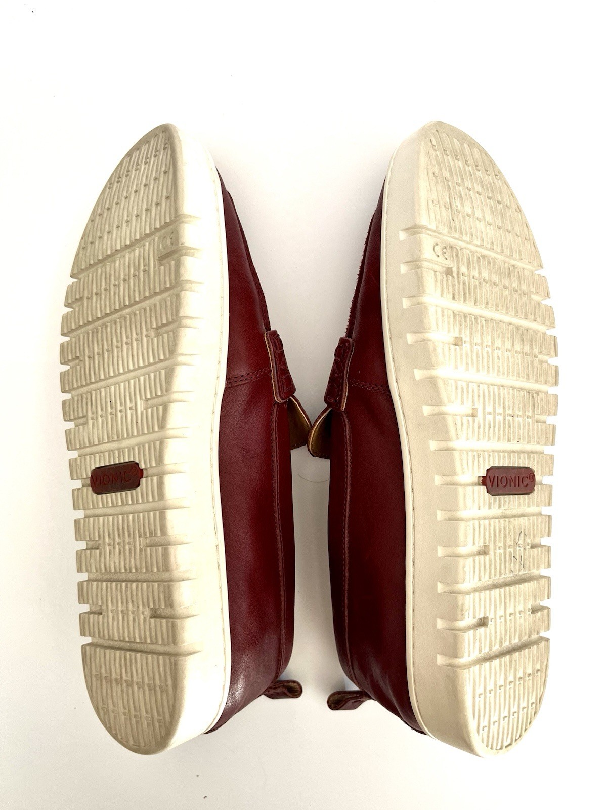Women Vionic Uptown Maroon Leather Penny Loafers Preppy Work Casual Size 9.5