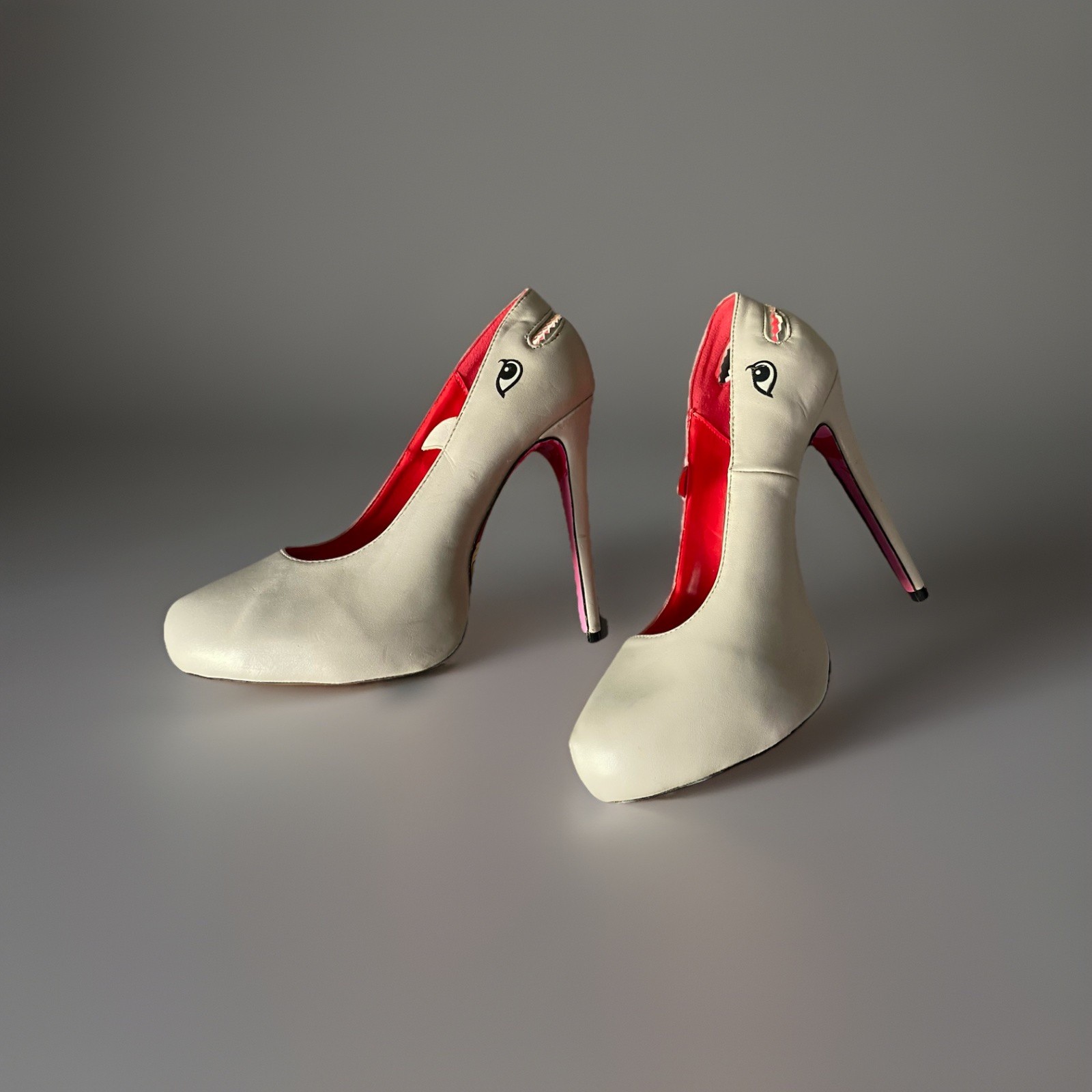 Taylor Reeve platform heels Pumps Shark And Mermaid Design Sole 8M