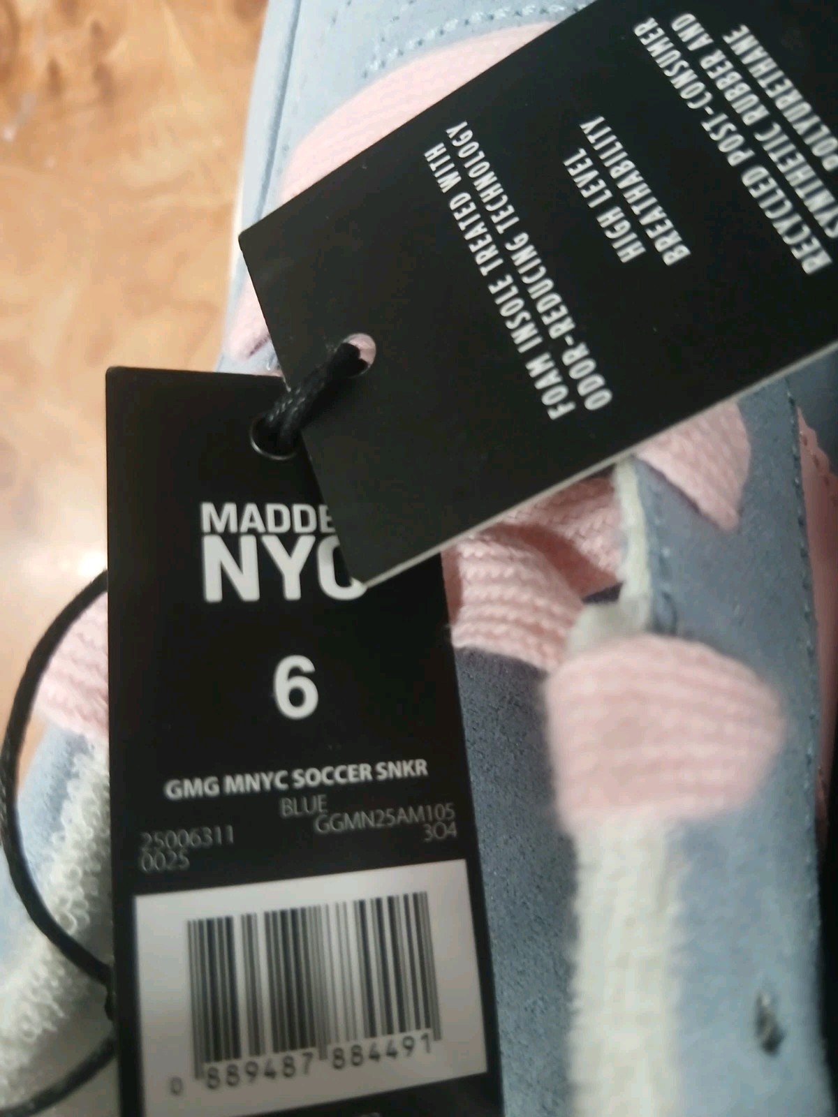 Madden NYC Soccer Sneakers Women’s Size 6 NWT Blue