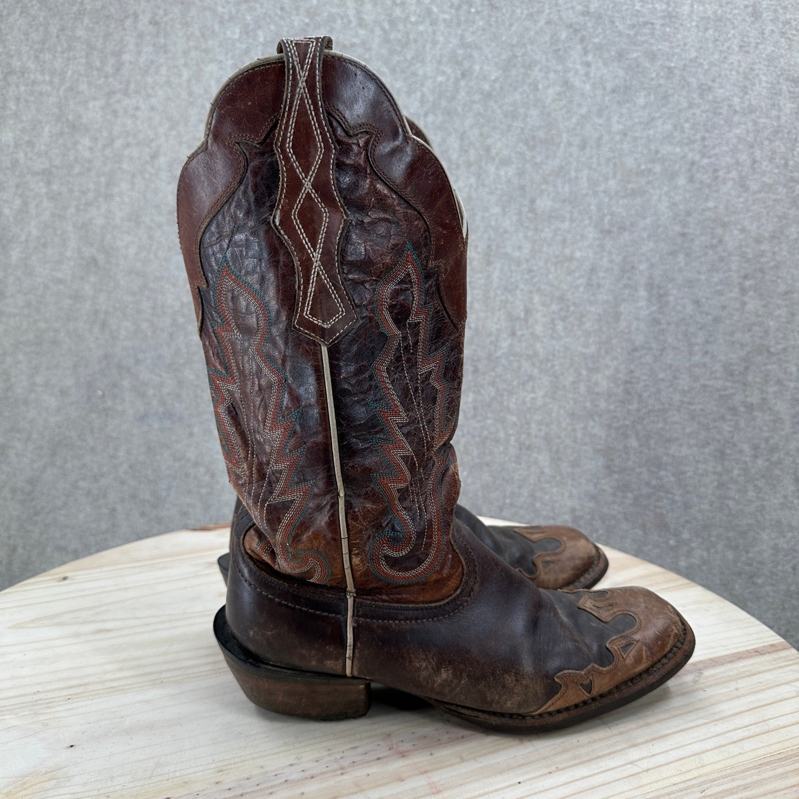 Ariat Womens Brown Leather Western Cowboy Boots Stitched Distressed Size 8.5 B