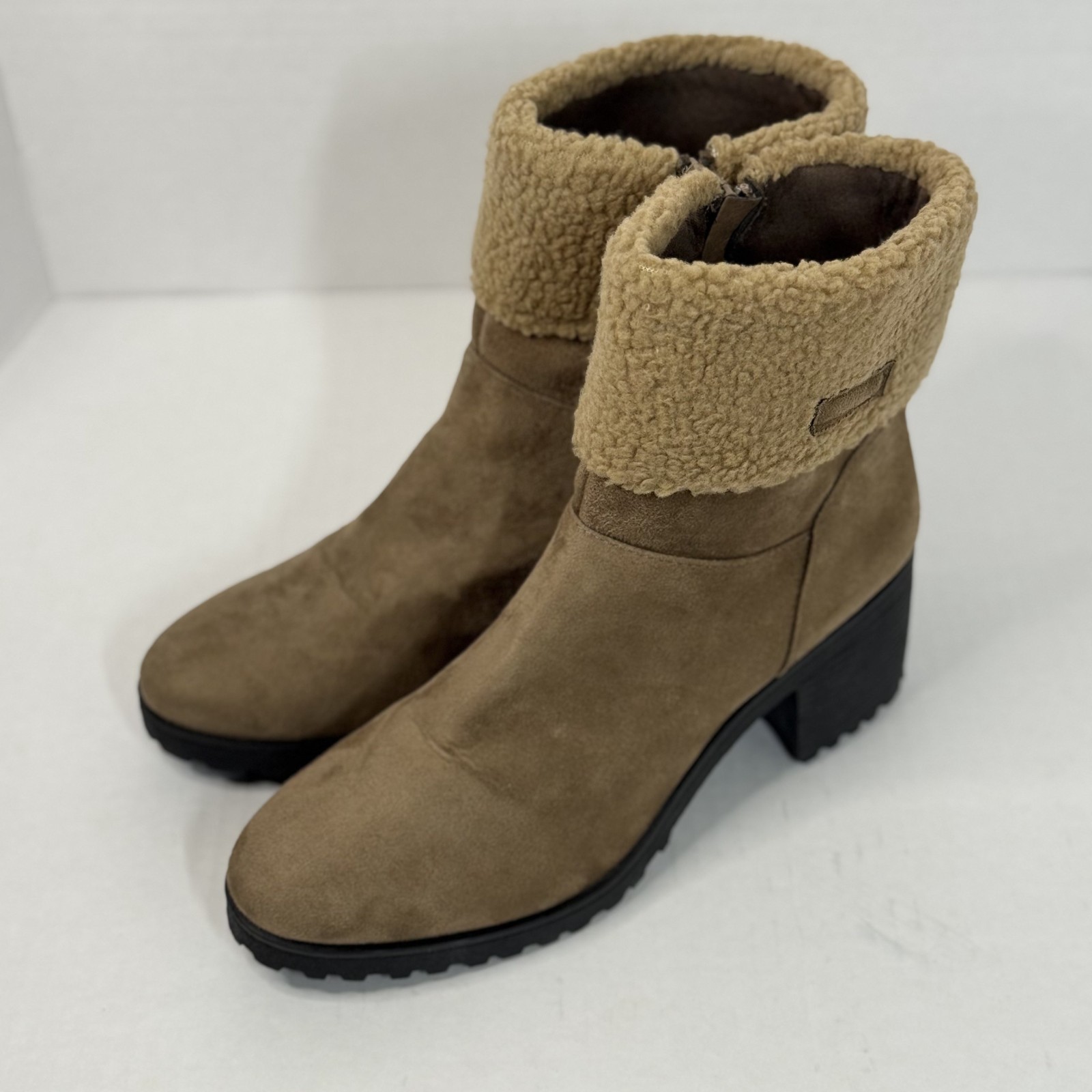 Olivia Miller Faux Suede Sherpa Trim Boots Lug Sole Winter Booties Size 11