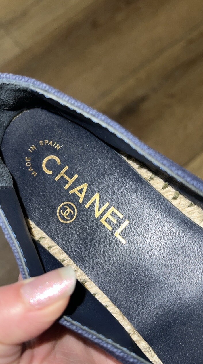 Authentic Chanel Navy With Green Embroidery Quilted Espadrilles Size 37/6