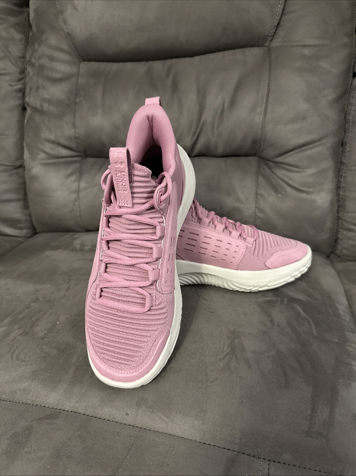 NWT Under Armour Flow Breakthru 5 Sneakers Pink/Rose 3028342-600 Women’s 10