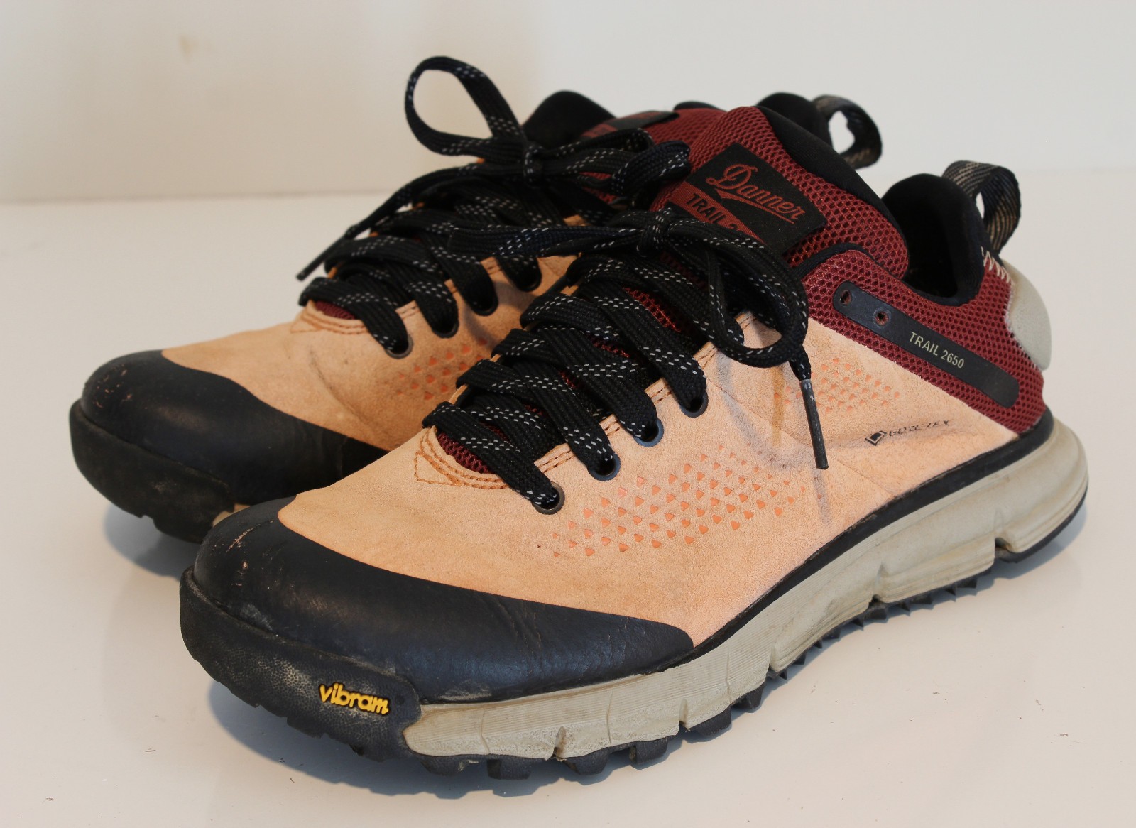 Danner Shoes Women Size 6 Trail 2650 Gore Tex Hiking Tangerine Red Vibram Soles