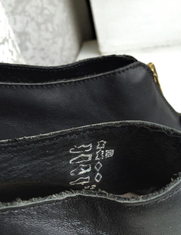 Women navy boot heels black leather 39 #B9F2