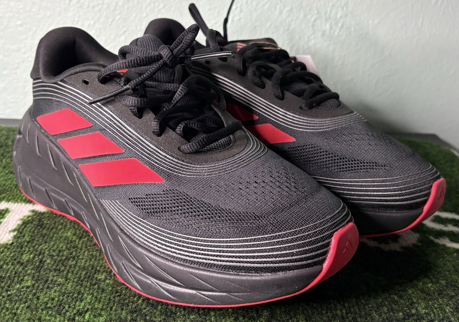 US Men’s 7.5/W 8.5 – Adidas Adipure Shift “Black Ruby” KI6233, Running Shoes