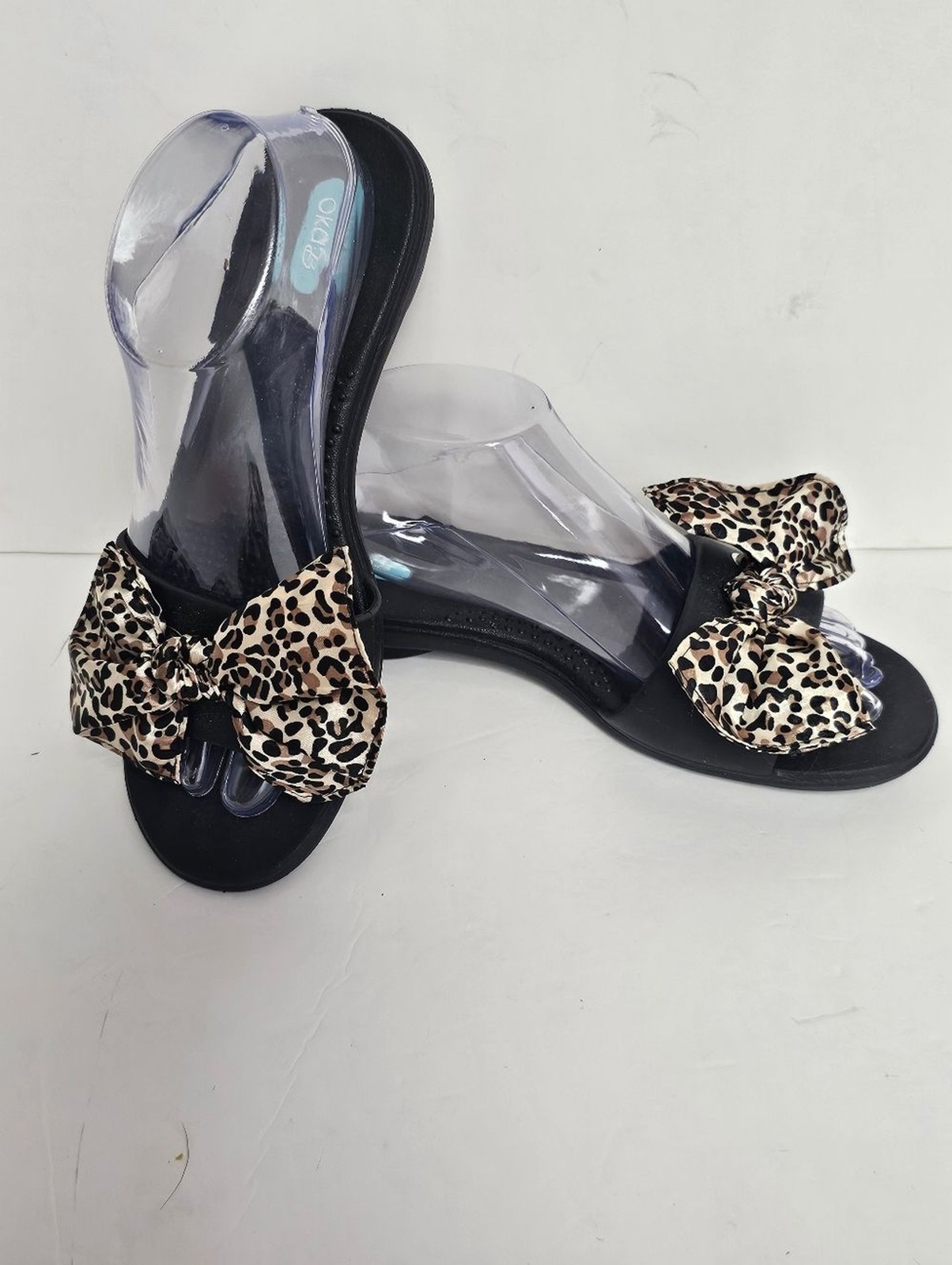 OKA-B Madison Flip Flop Slide Sandals Leopard Bow Women’s Size ML (8/9)