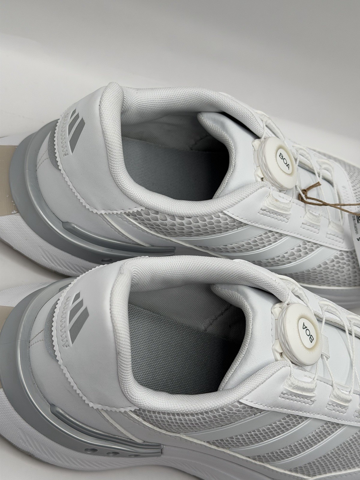 NEW Adidas S2G SL BOA 25 Spikeless Golf Shoes IH5965 Women’s Size 8.5 Grey White
