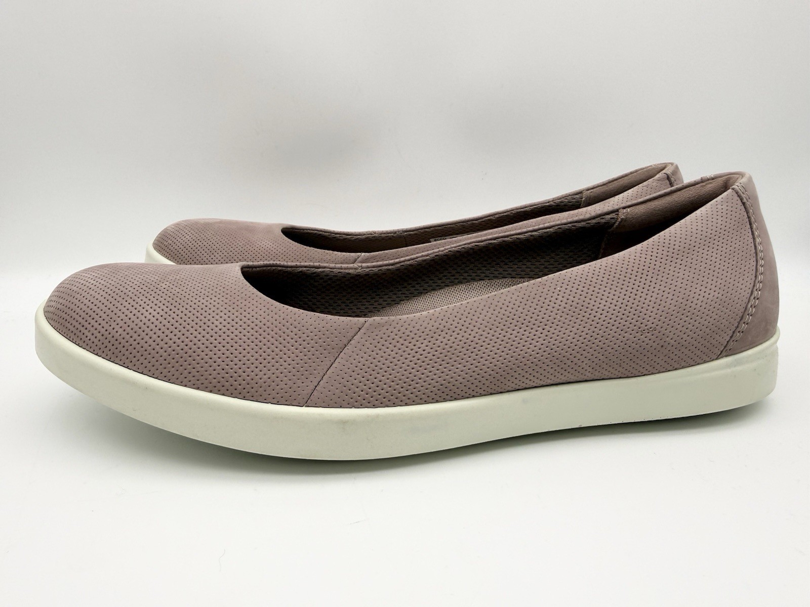 ECCO Women’s US 10/10.5 EU 41 Dusty Rose Suede Barentz Ballerina Slip On Flats