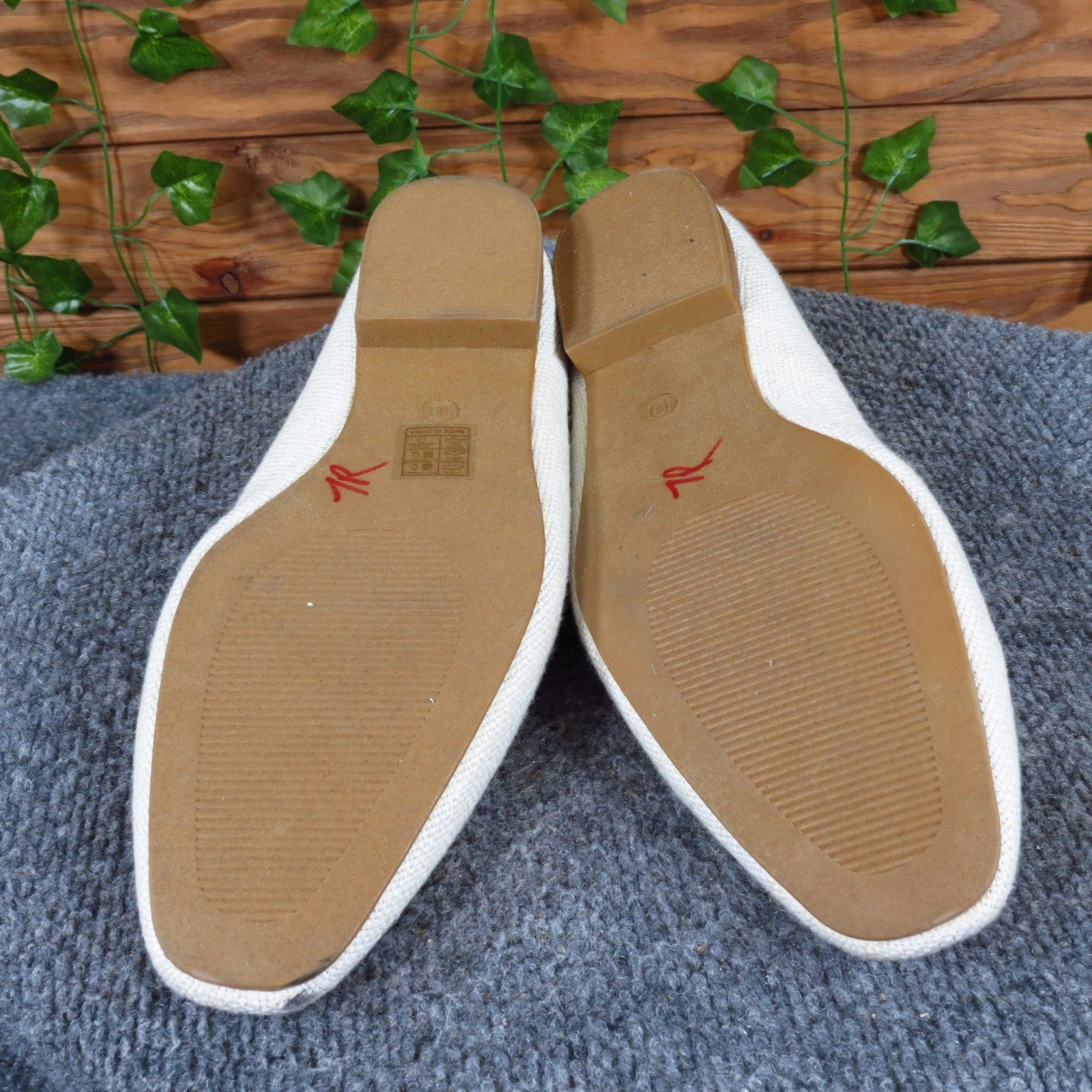 B.O.G Collective Zoya Women Casual Loafer Size 10 Daily Wear White Fabric Tan