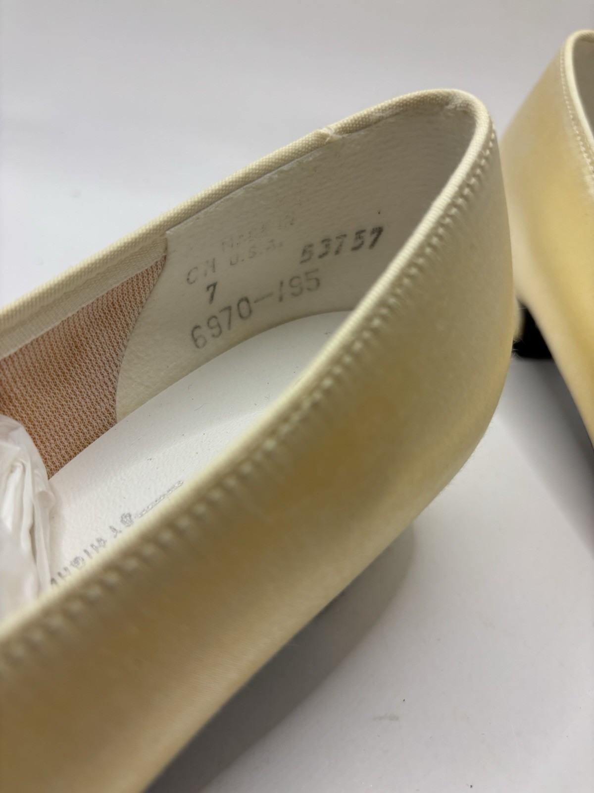 Ivory Satin Fancy Wedding Dyeables Size 7 Low 1.25″ Heels Worn Once