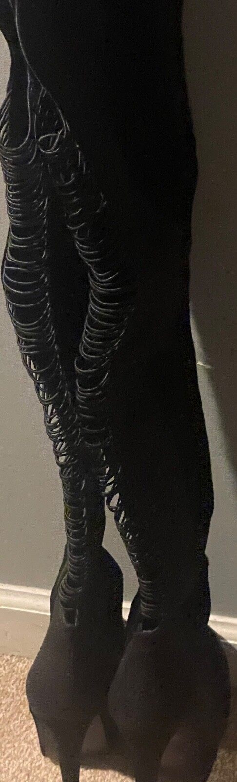 London Trash COUGAR Boots size 10