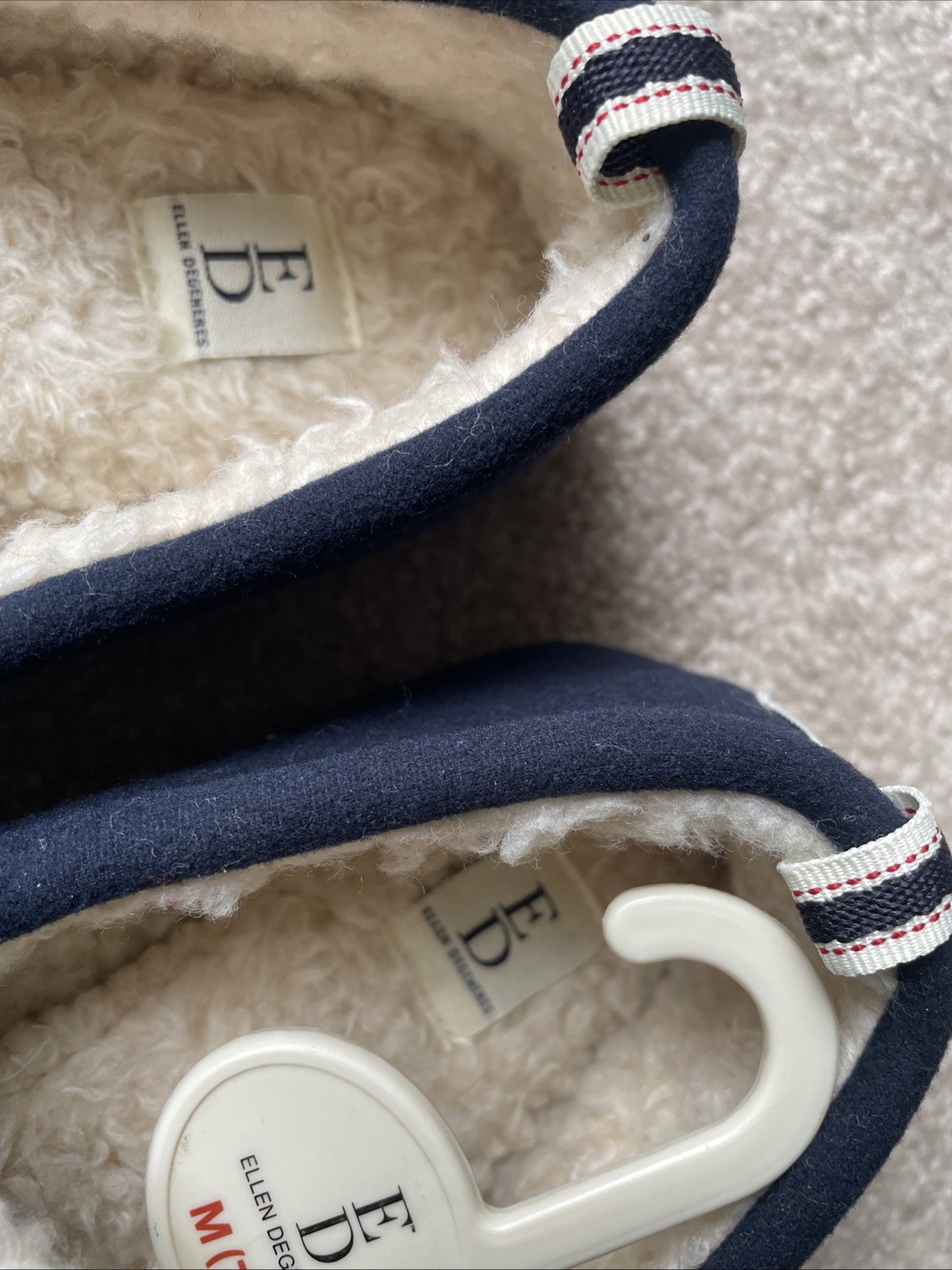 ED ELLEN DEGENERES Winslett Lagoon Limited Edition Dog Collection Slippers M 7/8