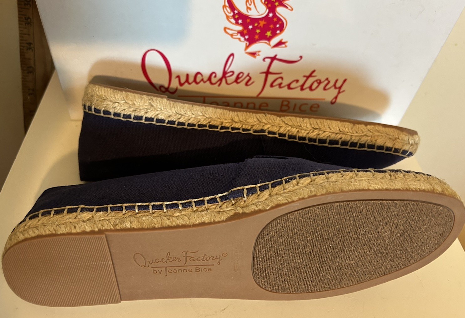 Quacker Factory Navy Blue Rhinestone American Flag Fenla Espadrille Flat 8M NEW