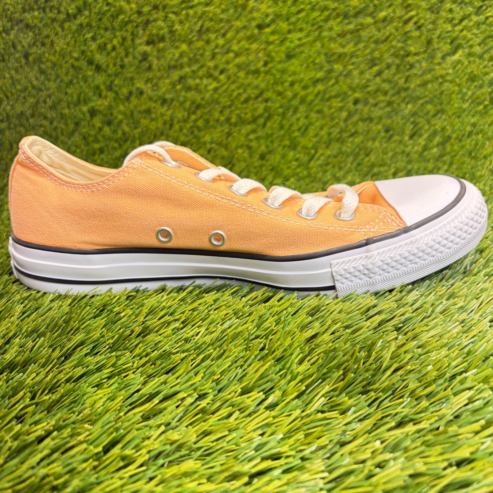 Converse Chuck Taylor All Star Ox Womens Size 8 Salmon Athletic Shoes Sneakers