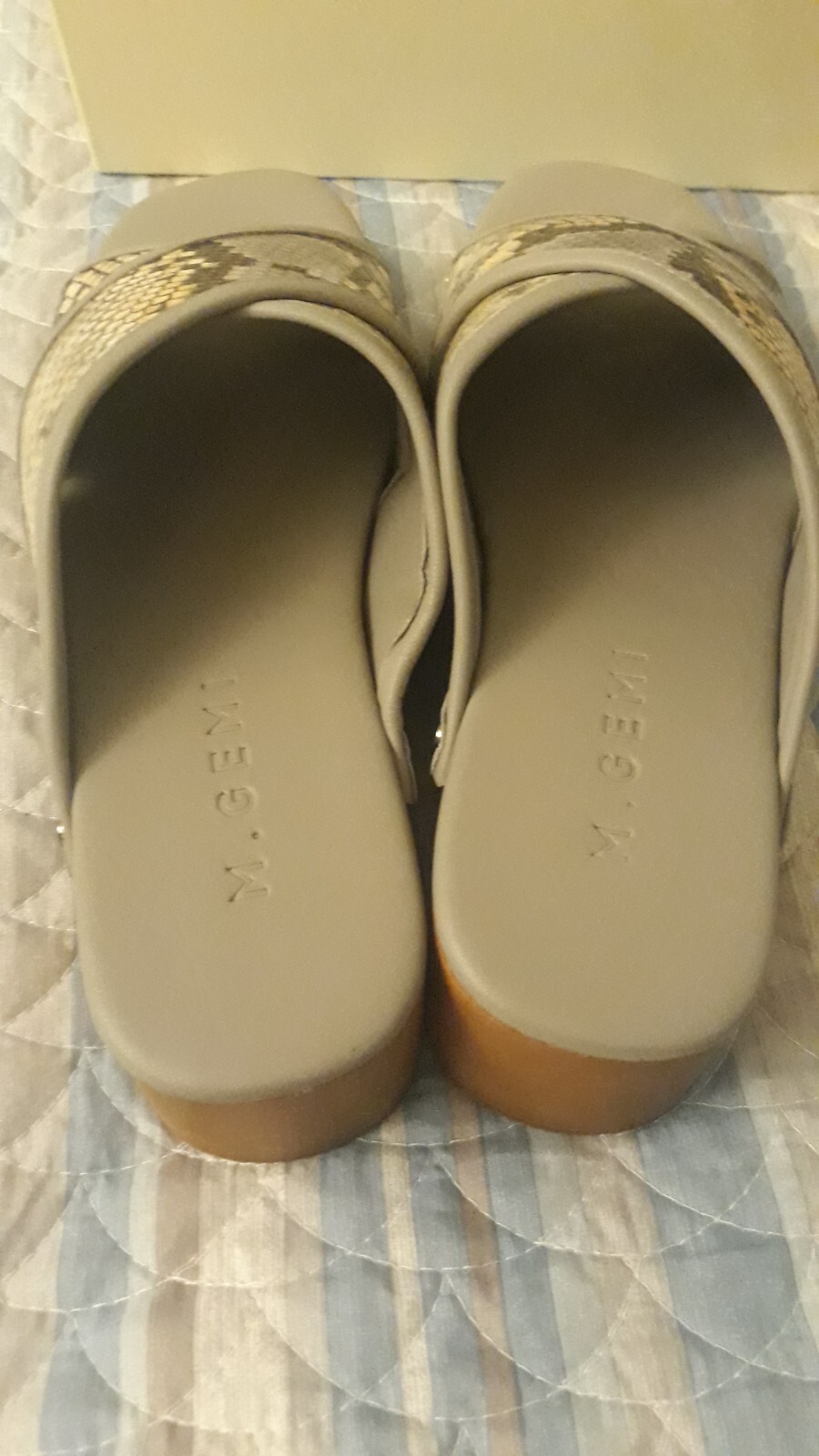 M. Gemi Womens 6.5 Mariella Embossed Snake Leather Cross Strap Clog Sandals 36.5