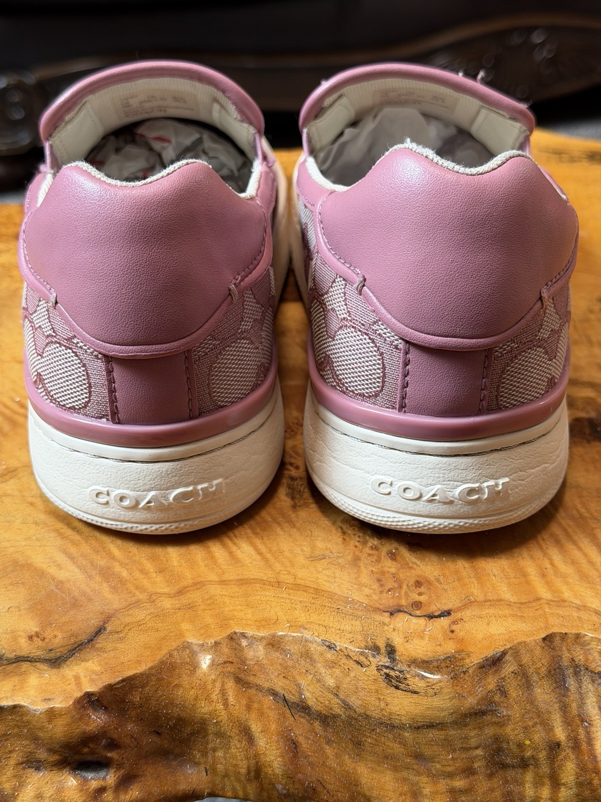 Coach Wells Women’s Signature Slip-On Sneaker Pink C4393 Size 9B No Box
