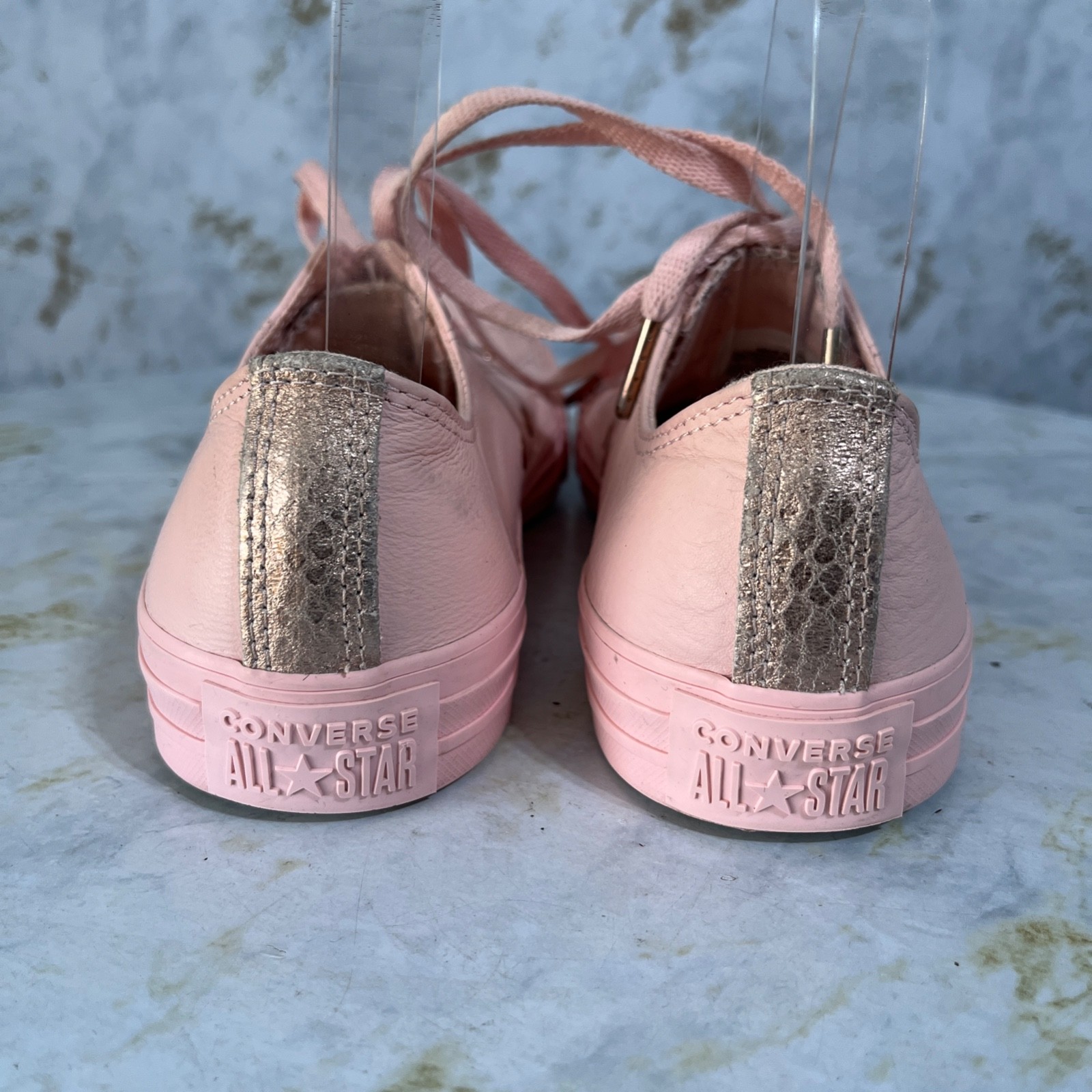 Converse All Star Chuck Taylor Womens Size 8 Shoes Pink Leather Low Top Sneakers