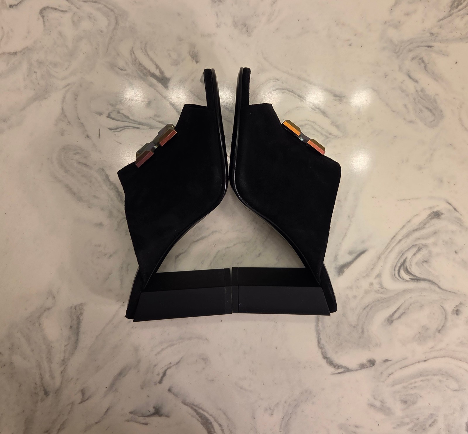 New! Off-White ‘Arrows Sabot’ Sandals Black Suede Womens 6 US 36 Eur. MSRP $900