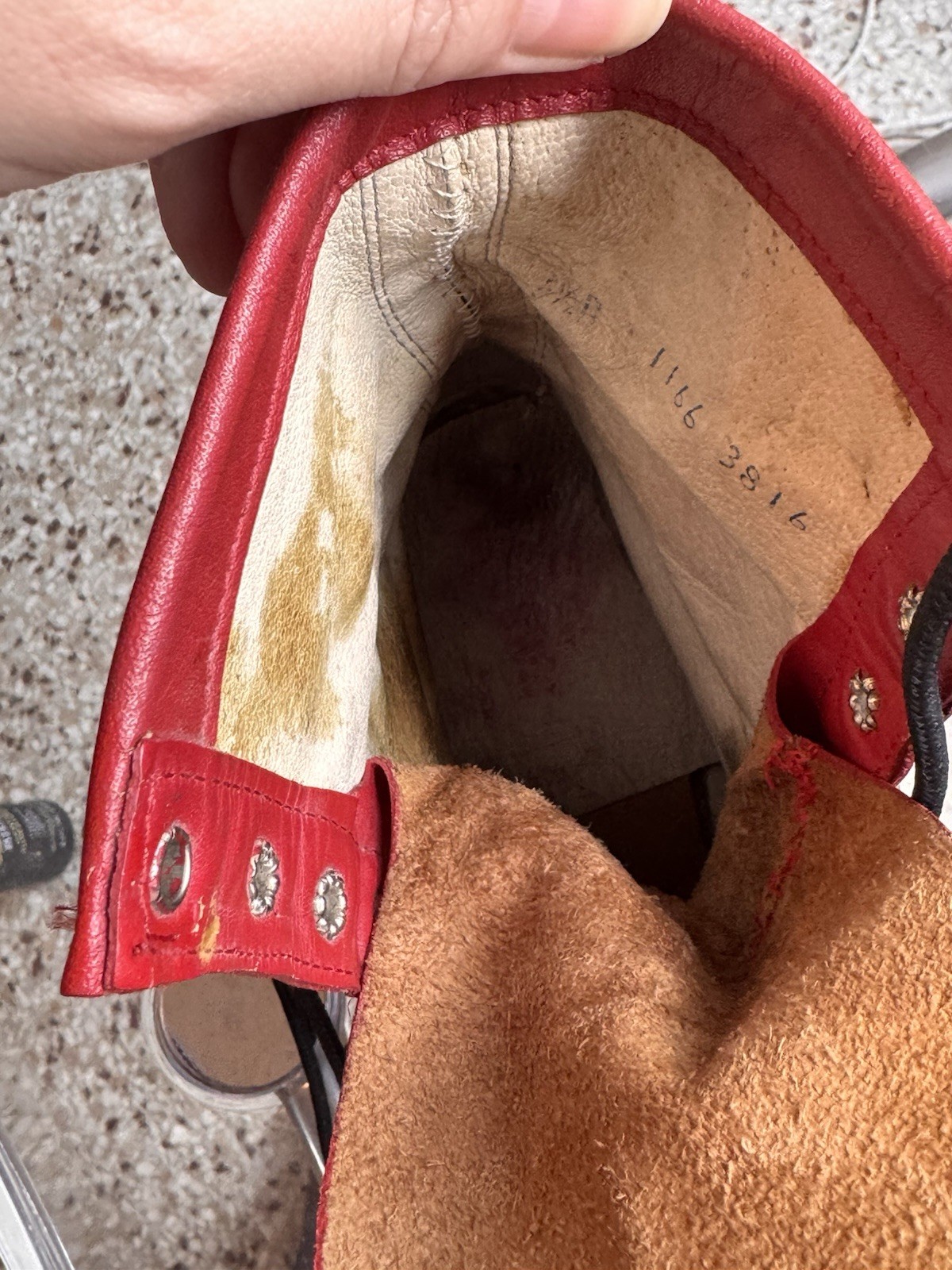 justin roper leather boots red W size 6 scuffed n well worn plenty of life