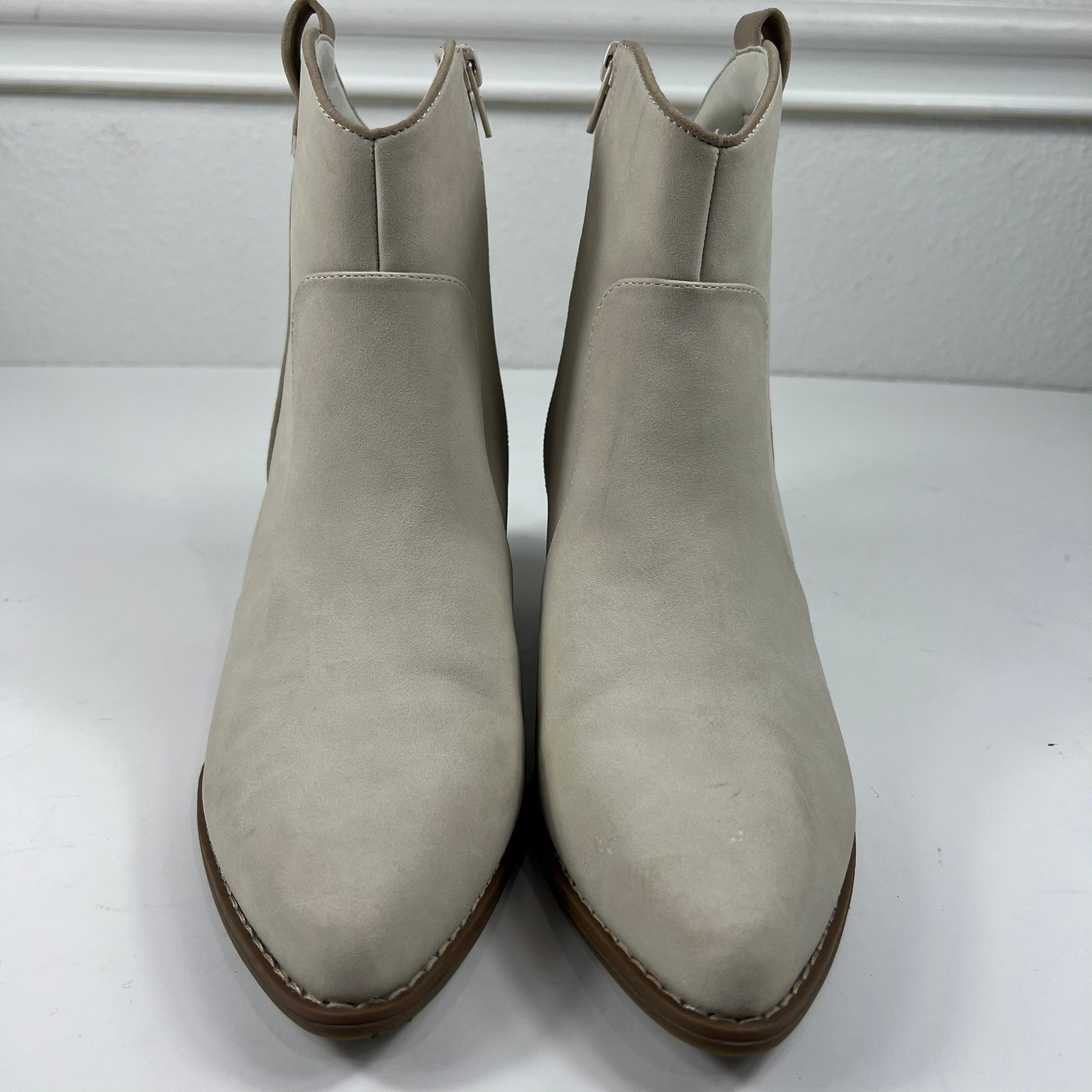 a.n.a Delno Western Ankle Boots Pointed Toe Block Heel Cream Beige Womens 10M