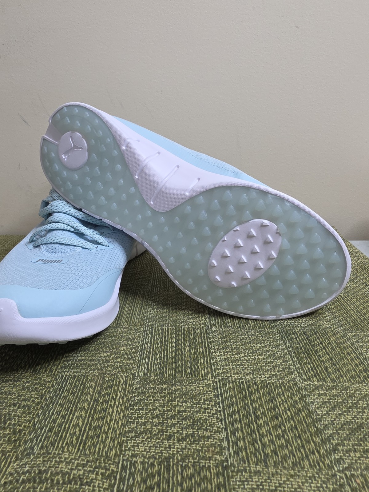 PUMA Light Blue Lace Up Memory Foam Golf Shoes. Ladies Sz 8