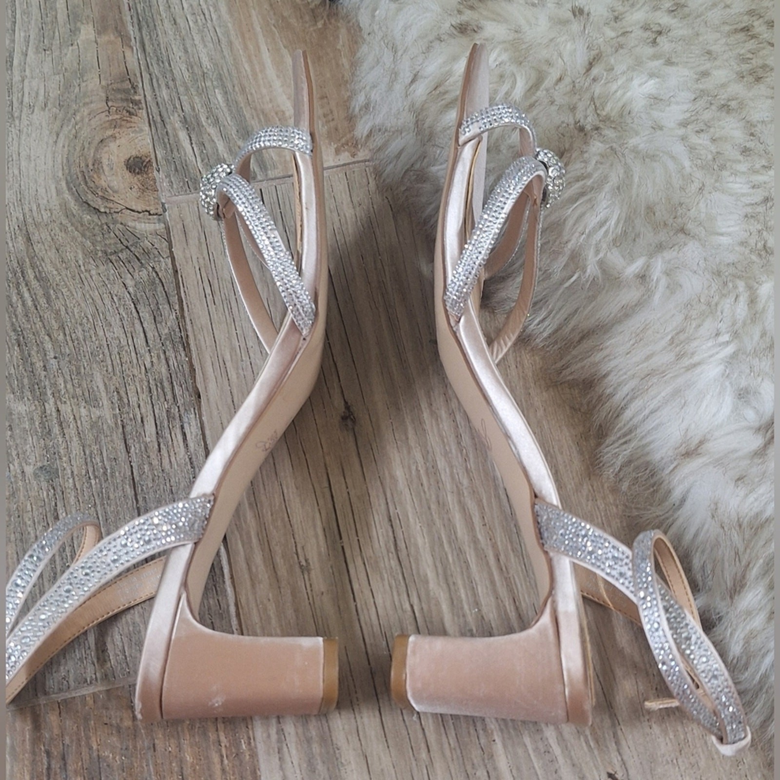 Badgley Mischka Blush Satin Rhinestone Strappy Block Heel Size 10 Sandals