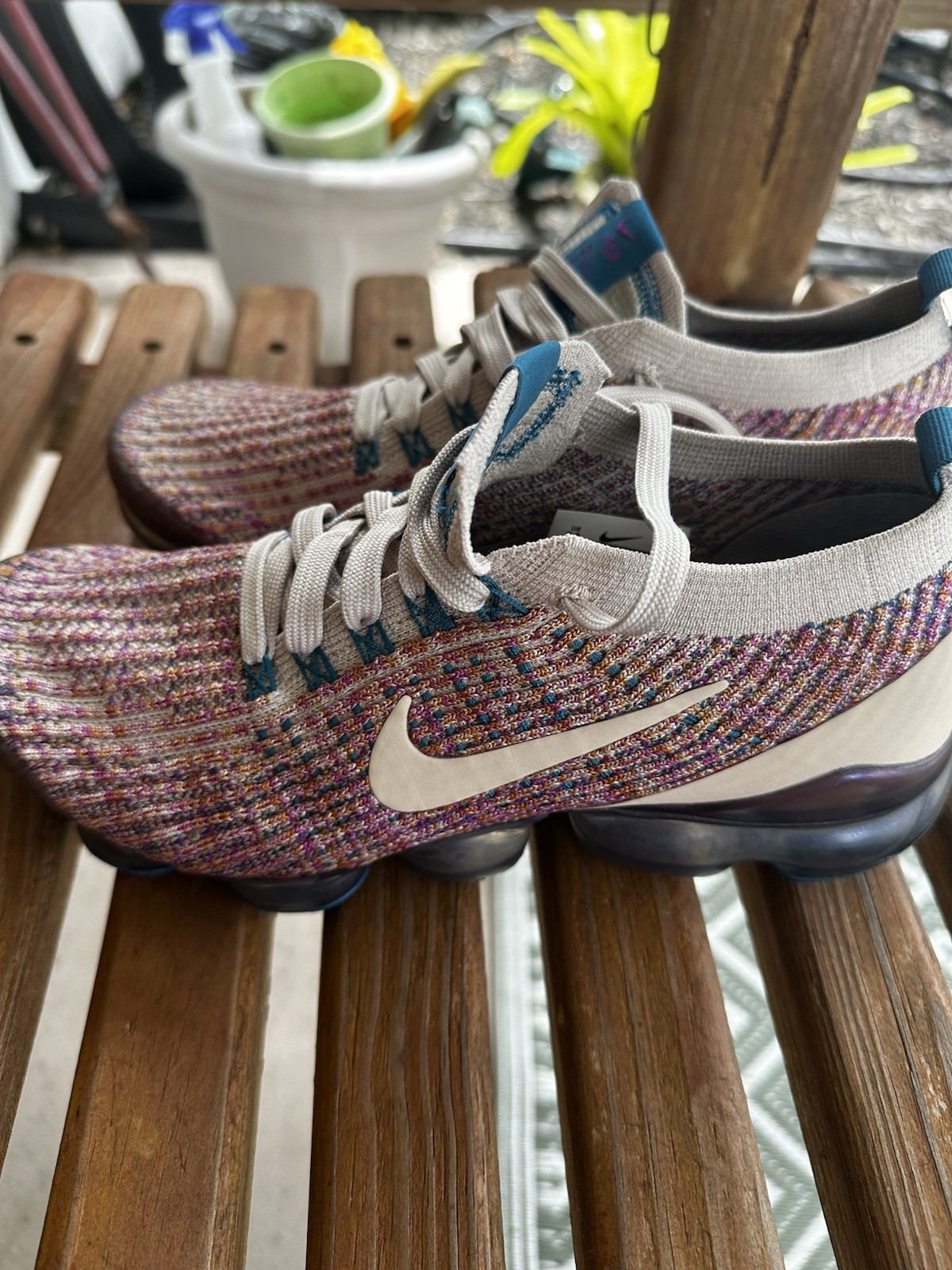 NIKE Low Top WMNS Athletic Sneakers