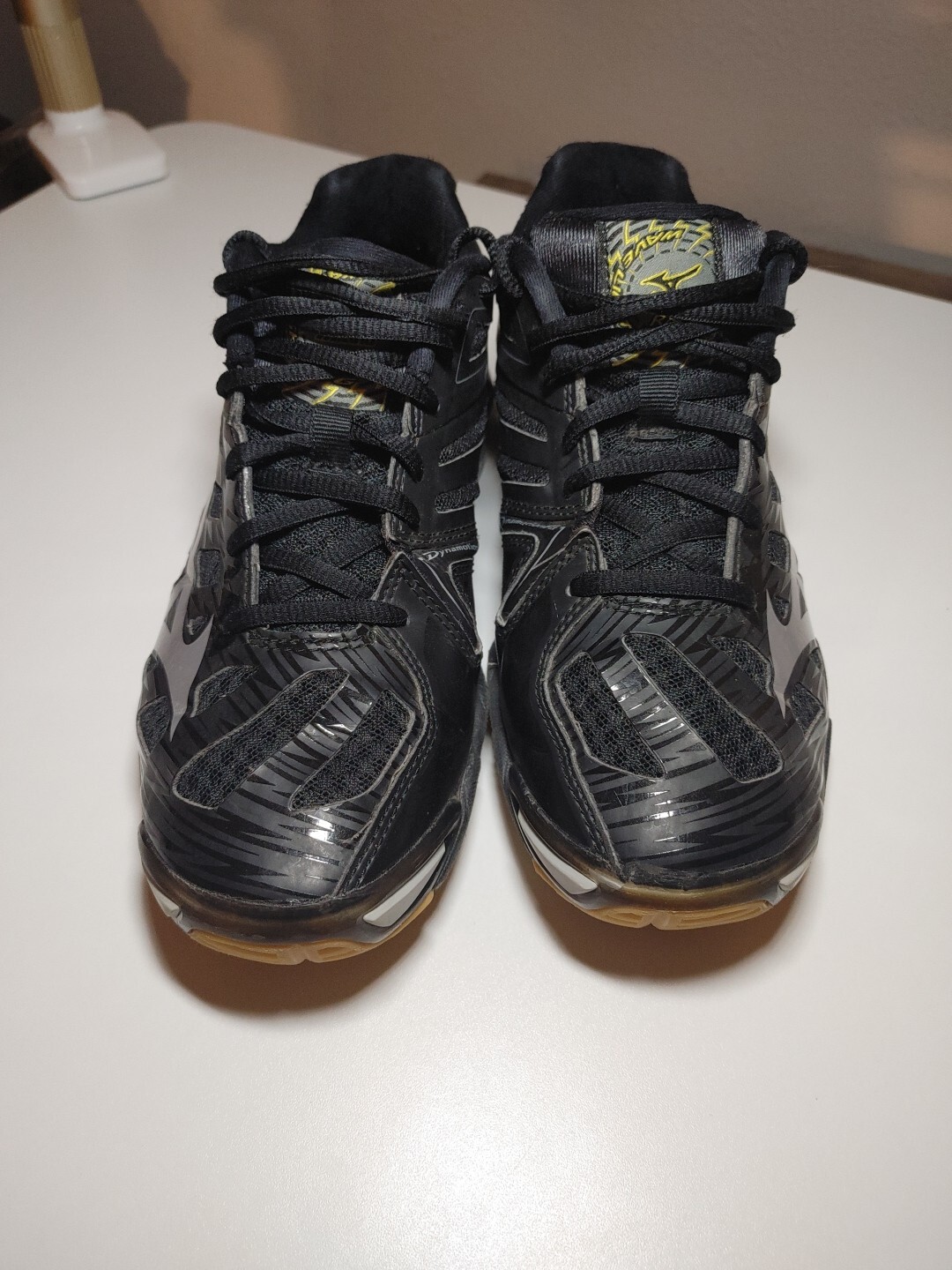 Mizuno Women’s Wave Bolt 6 Black/Silver Volleyball Athletic Shoe Women’s sz 8