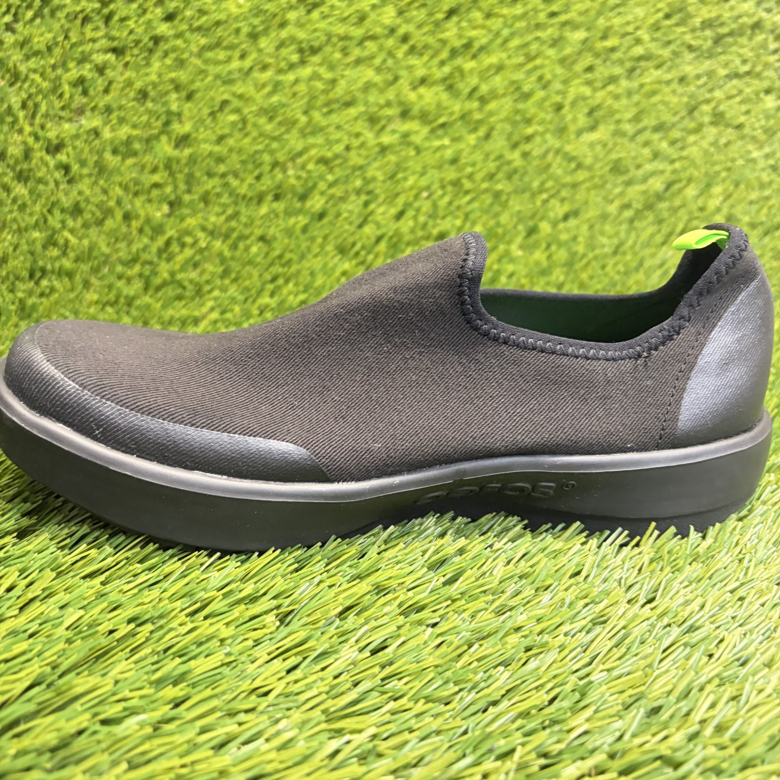 OOFOS OOmg EeZee Low Womens Size 7.5 Black Casual Walking Slip On Recovery Shoes