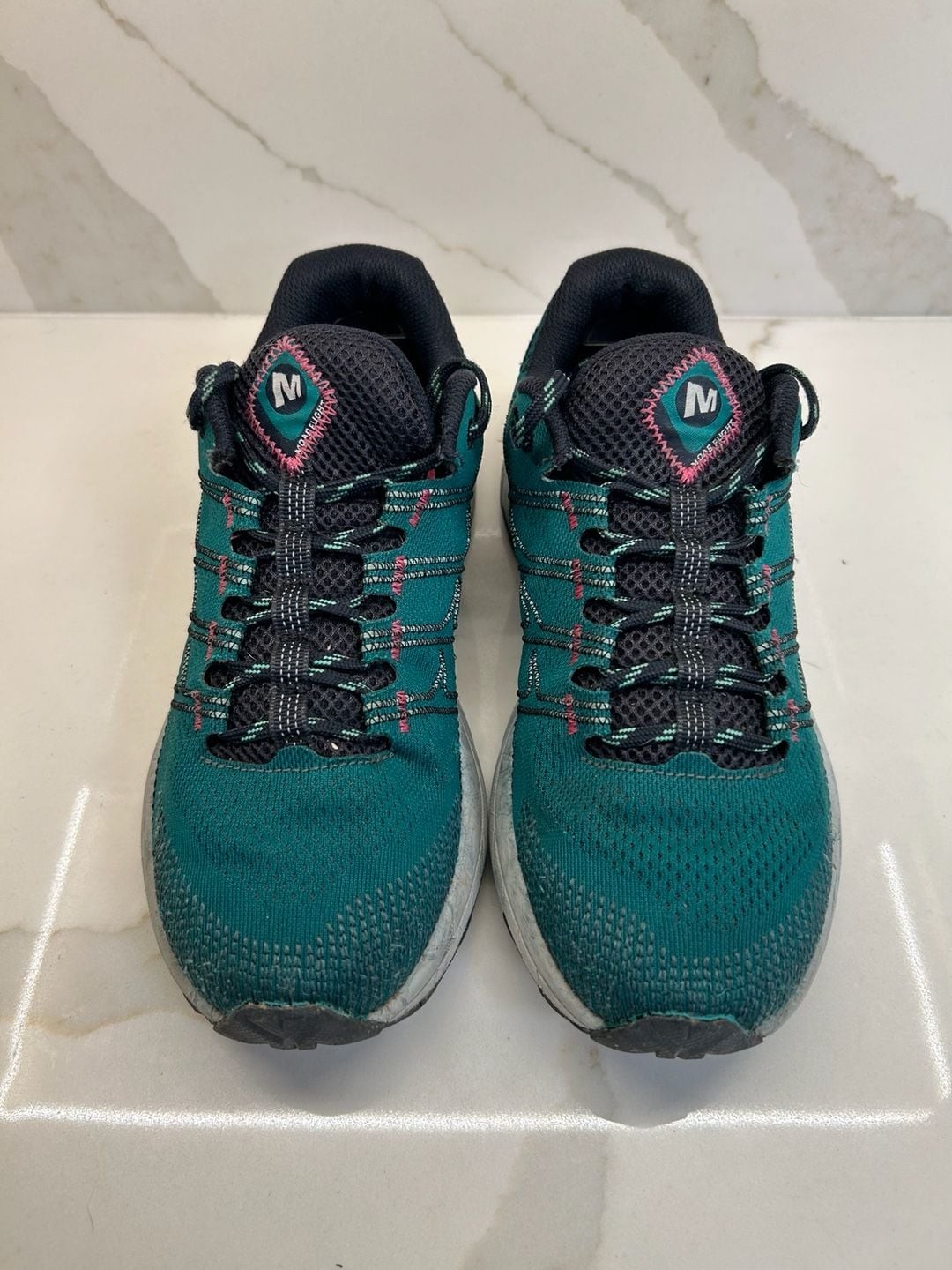 Merrell Women’s Moab Flight Marine Green Trail Running Sneakers (Size: 7.5)