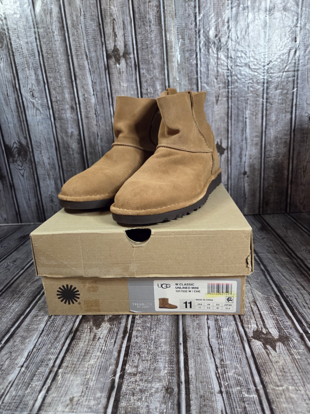 UGG Women’s Classic Unlined Mini Chestnut Brown Leather Ankle Boots Size 11