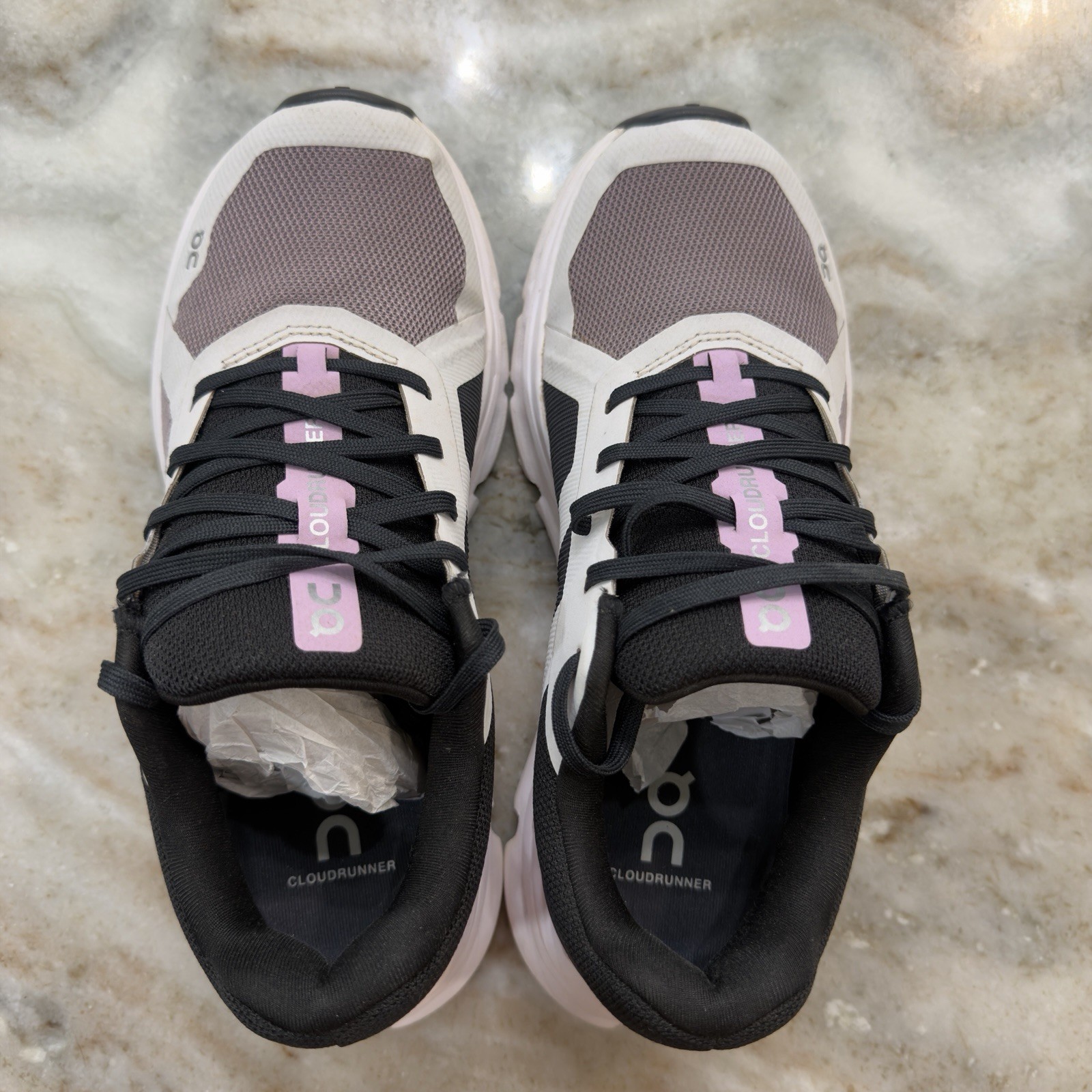 On Cloudrunner Women’s Size 6 Black White Lilac Running Shoes 46.98641