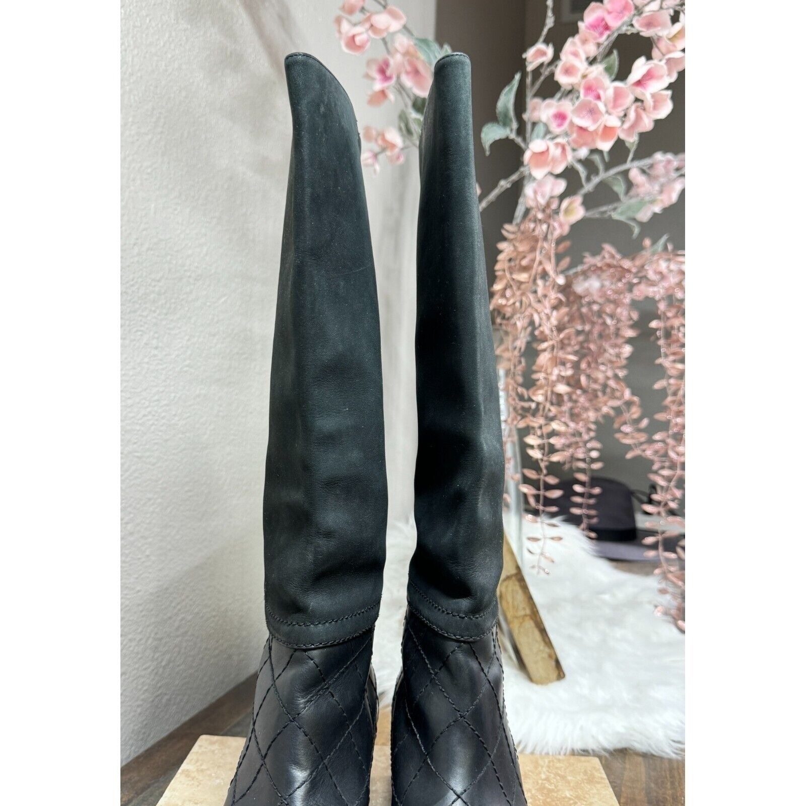 Chanel Boots Womens 8.5 Quilted Calfskin Leather Riding Knee High Quiet Luxury