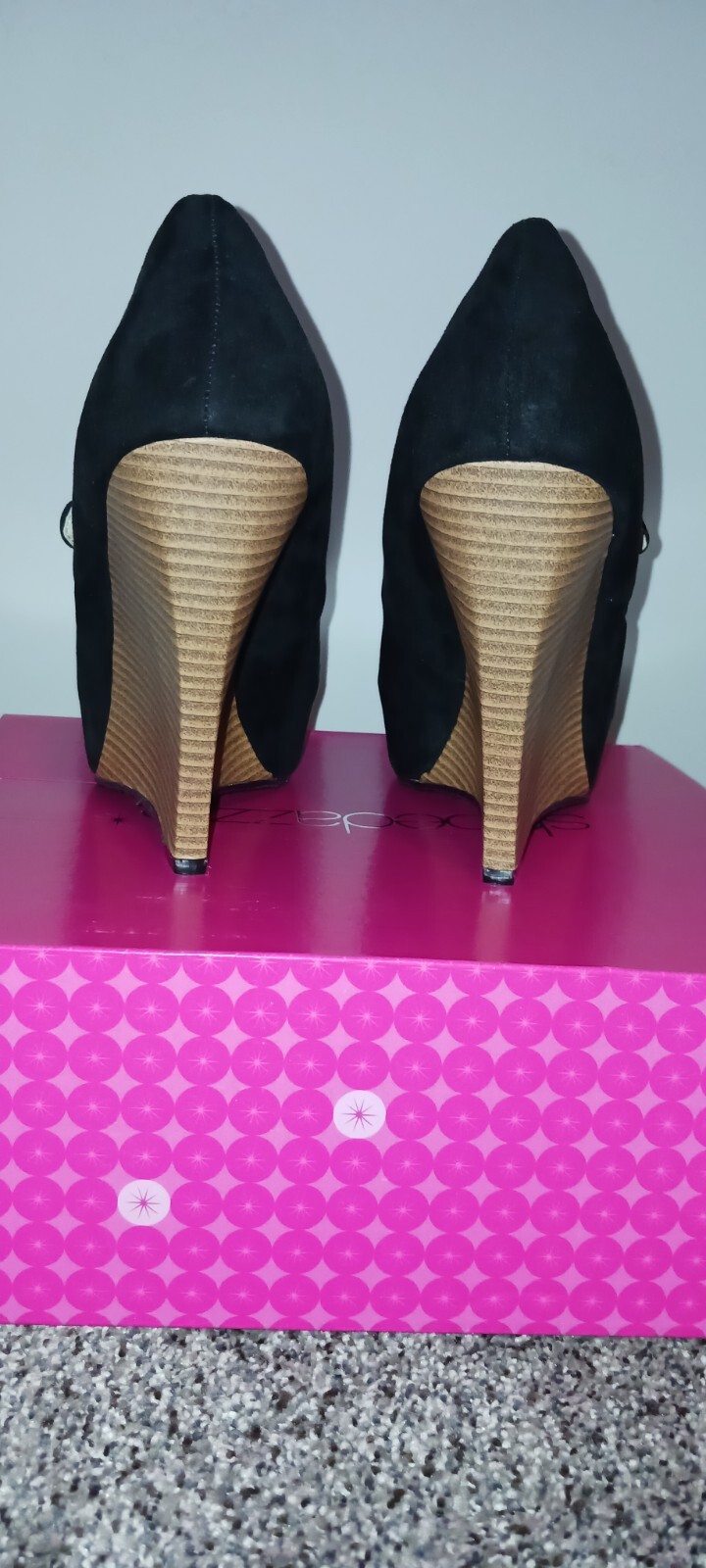 Shoedazzle Cici Black Fox Suede Wedges wIth Strap, size 10 women’s . New In Box